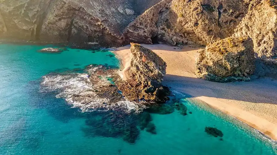 Playa de los Muertos Cabo de Gata arena blanca aguas turquesas