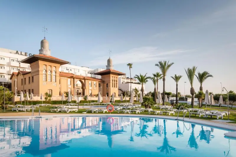 Hotel Alegría Palacio Adults Only Mojácar — único hotel 5 estrellas de Mojácar