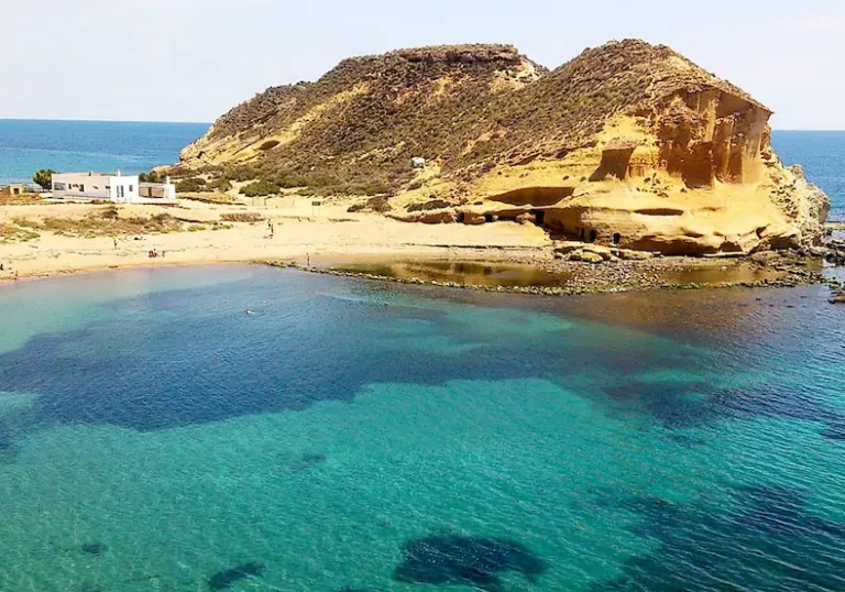 Playa de los Cocedores ruta costera norte Almería