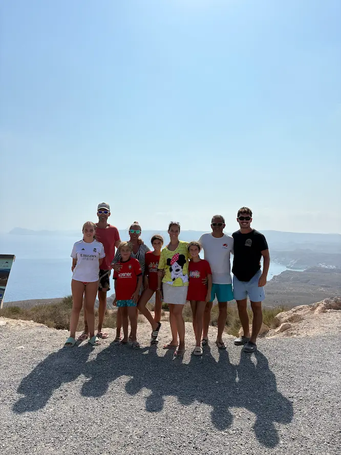 Edu con grupo en ruta por Cabo de Gata Territorio Indalo