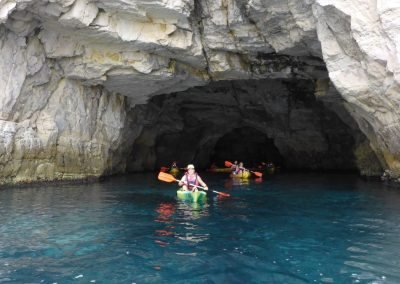 Cueva marina en Las Negras, kayak Cabo de Gata