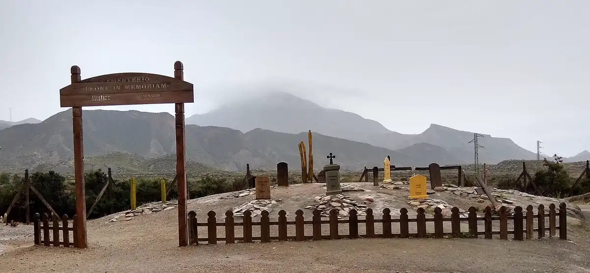 Cementerio del Oeste en Oasys MiniHollywood