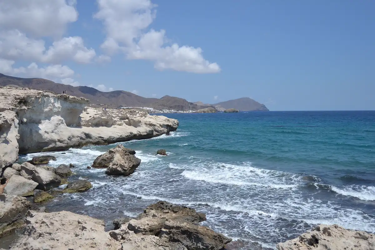 Costa de Los Escullos, en el Parque Natural Cabo de Gata-Níjar