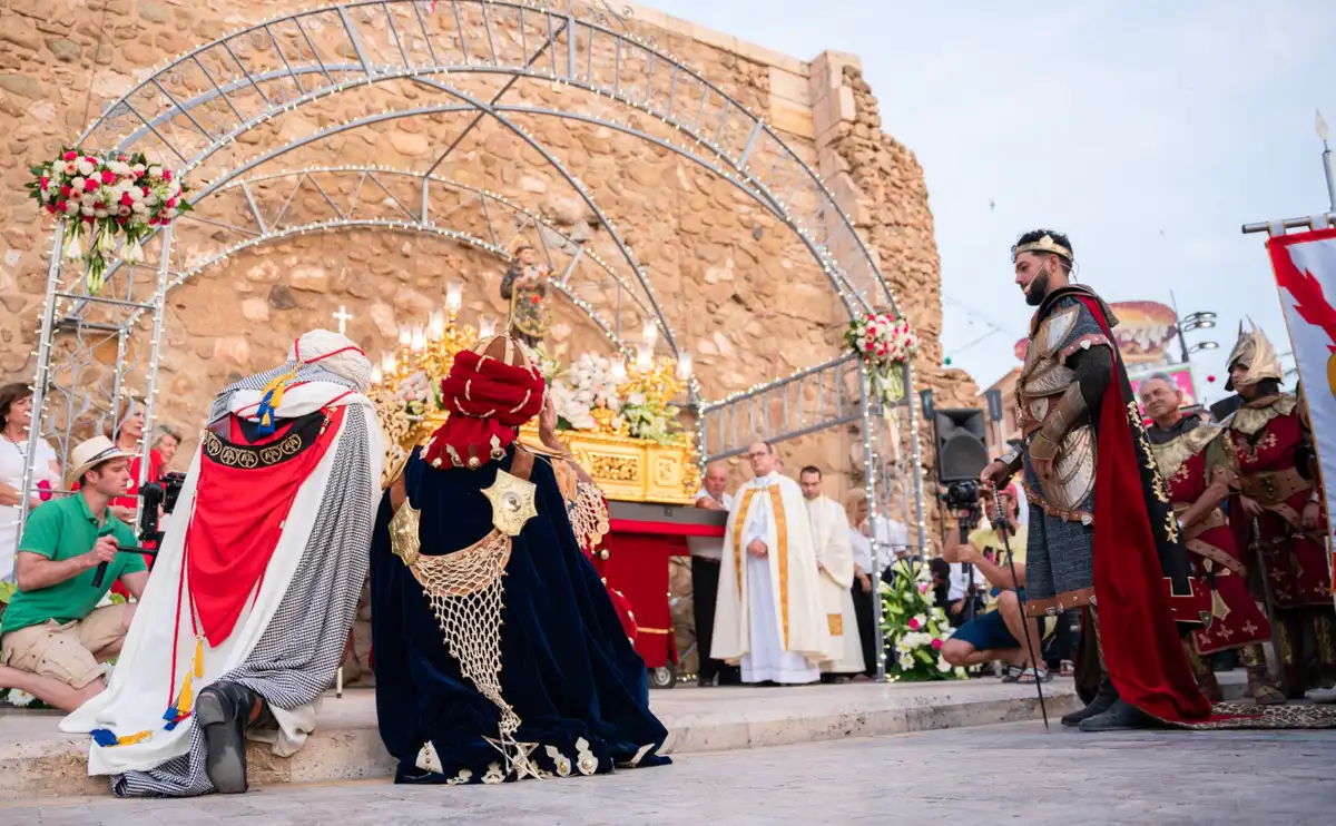 Moros y Cristianos en las fiestas de San Antonio de Carboneras