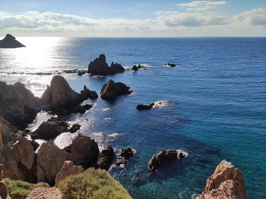Vista de la costa desde el faro de Cabo de Gata